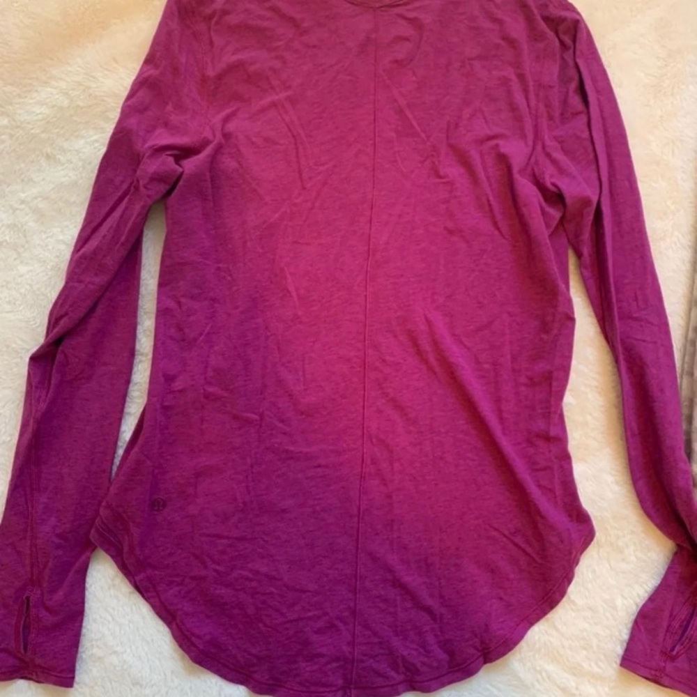 Lululemon long sleeve size 4